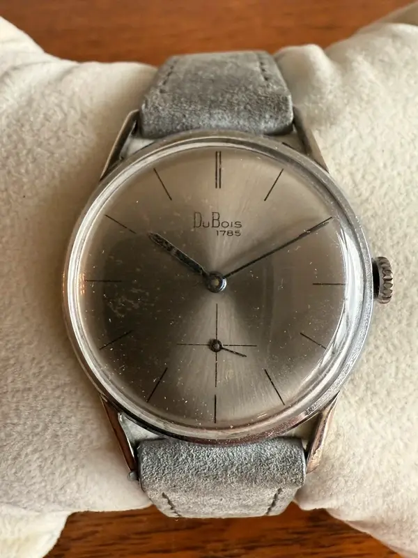 The Charm of the Hand-Wound Watch: A Connection to Time